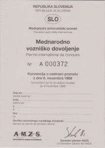 اسلوونی IDP booklet